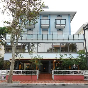 https://hotel-ambasciata.emilia-romagnahotels.net
